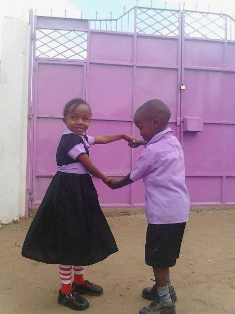 12695840_870901376340990_546071734_n